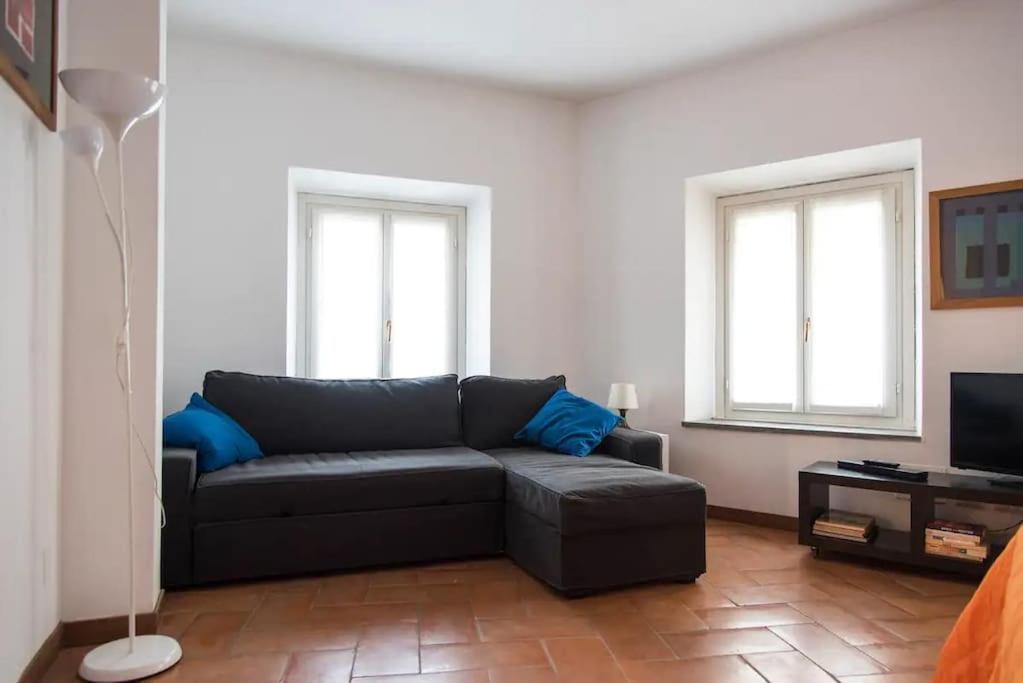 Hidden Retreat - Duomo Apartment Milan Exterior photo