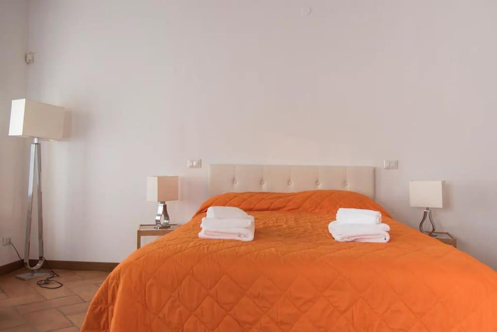 Hidden Retreat - Duomo Apartment Milan Exterior photo